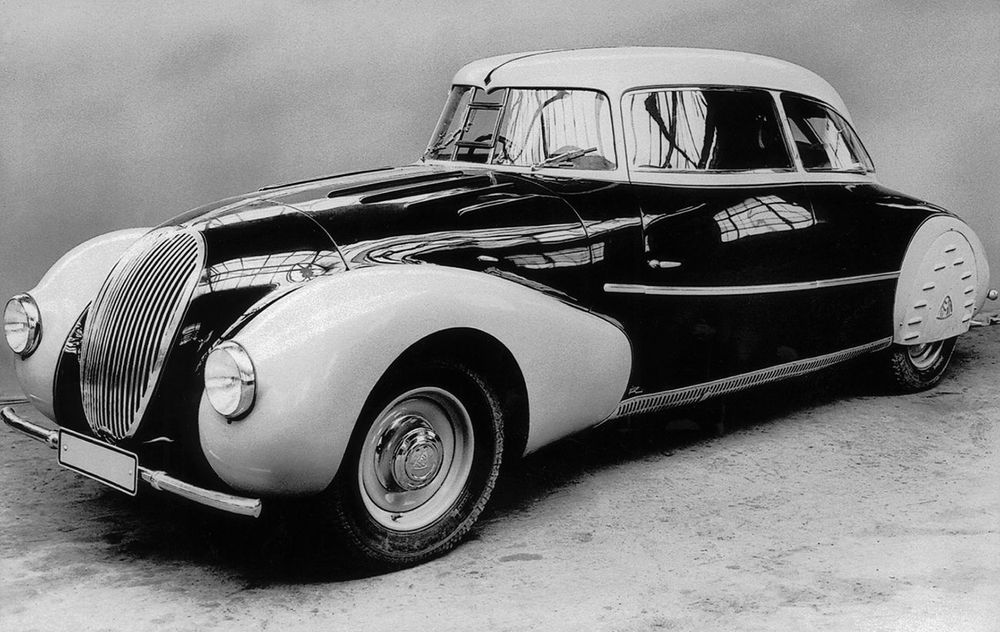 Historische Aufnahme eines Maybach-Automobils.