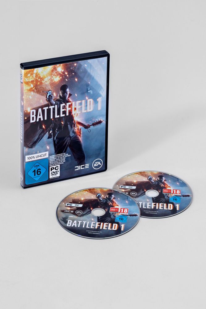 Zwei DVDs von dem Videospiel Battlefield und deren Verpackung